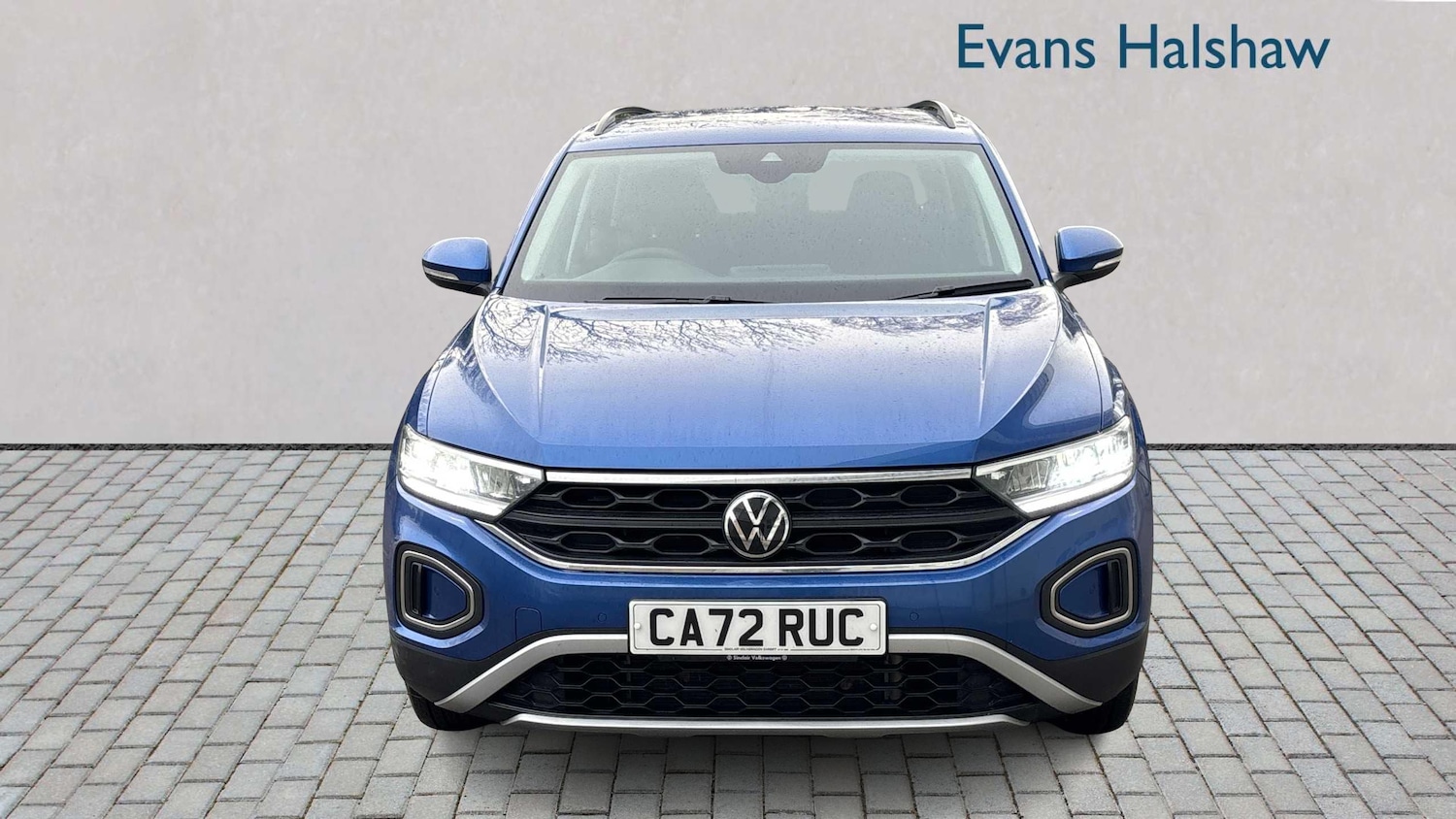 Used Volkswagen T-Roc 2022 for sale - 77000185: Photo 5