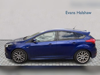 Used Ford Focus 2017 for sale - 79329673: Photo