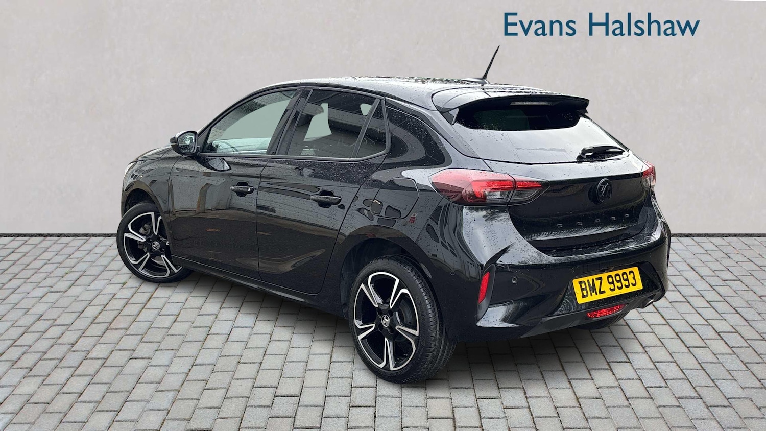 Used Vauxhall Corsa 2024 for sale - 76636639: Photo 2