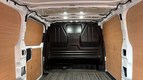 Used Ford Transit Custom 2024 for sale - 76286283: Photo 11