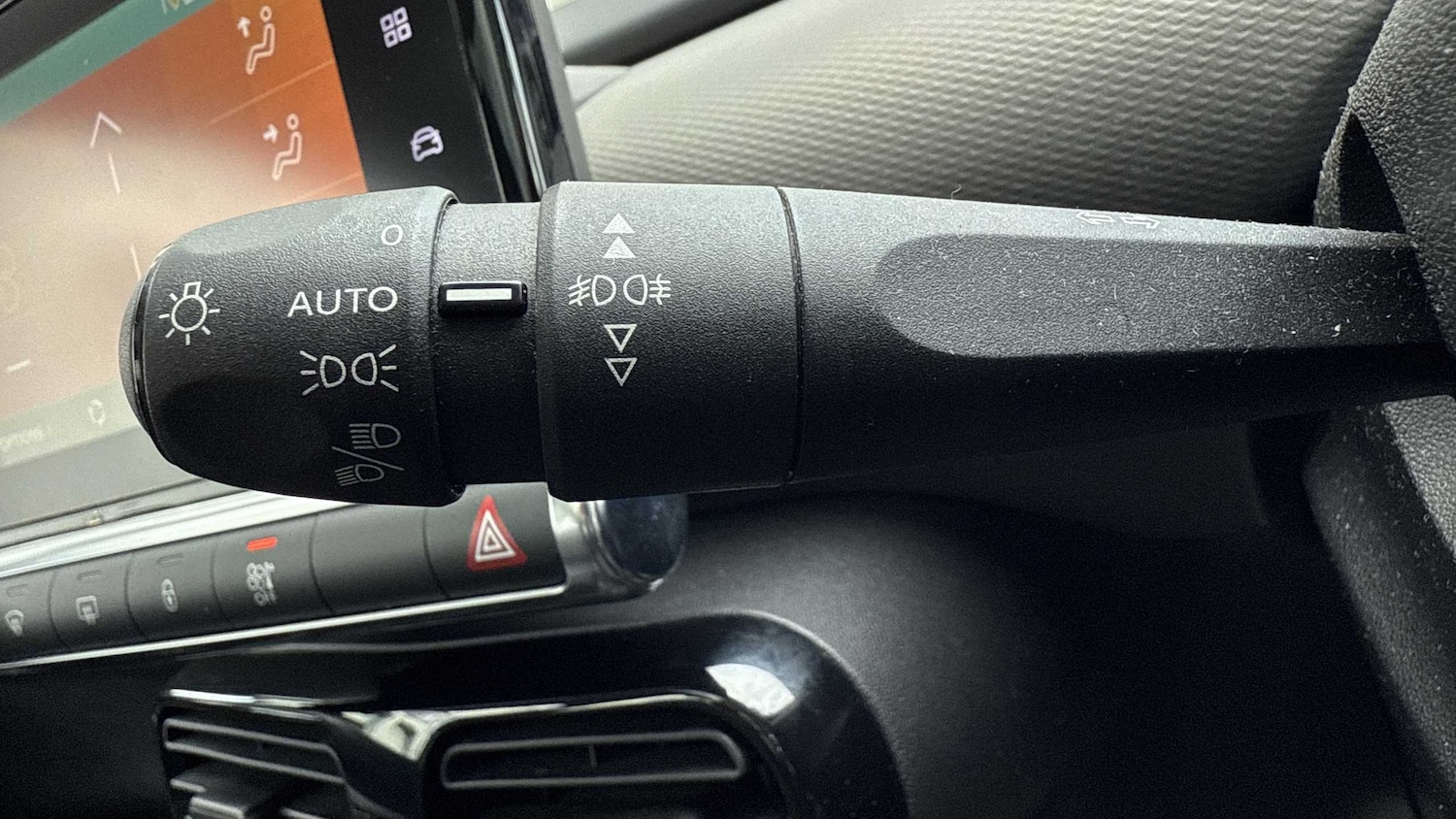 Used Citroen C4 Cactus 2019 for sale - 75452866: Photo 26
