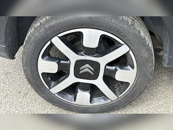 Used Citroen C4 Cactus 2019 for sale - 75452866: Photo