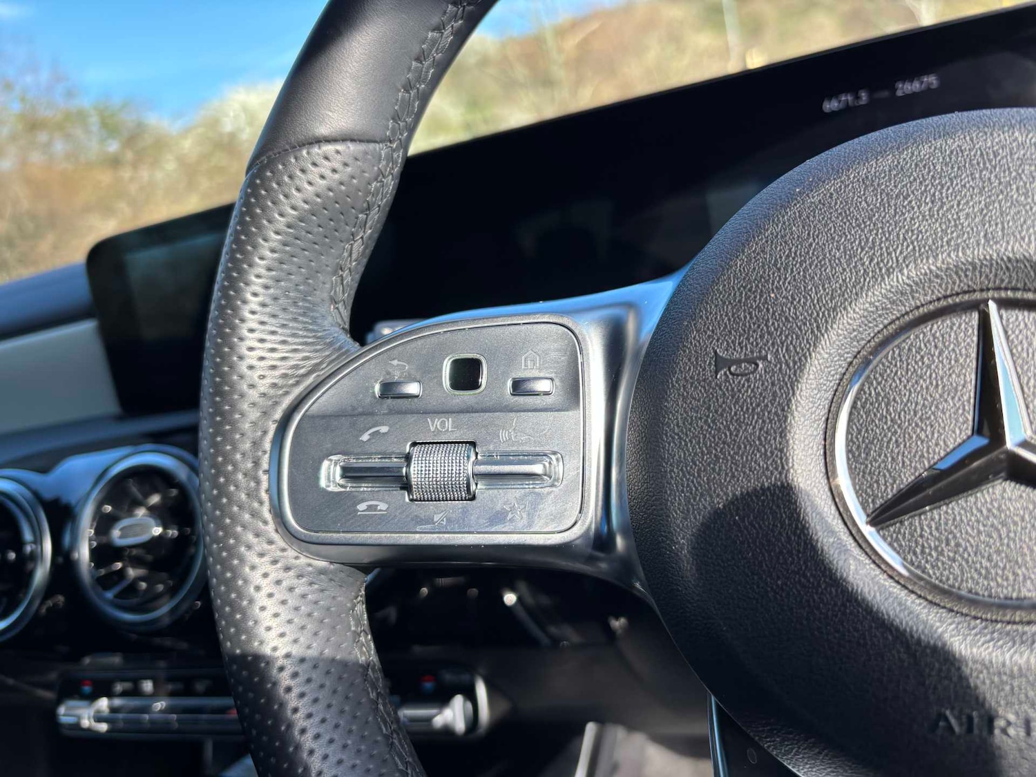 Used Mercedes-Benz CLA 2022 for sale - 77943103: Photo 18