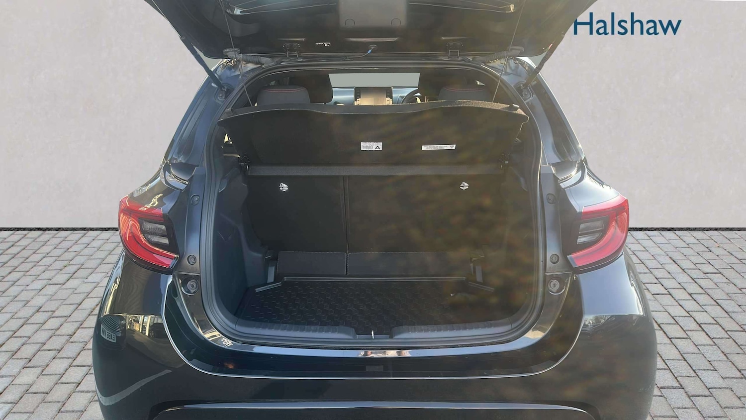 Used Toyota Yaris 2023 for sale - 77661335: Photo 7