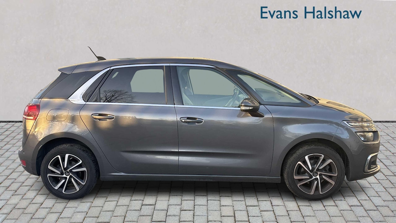 Used Citroen C4 2018 for sale - 76624717: Photo 3