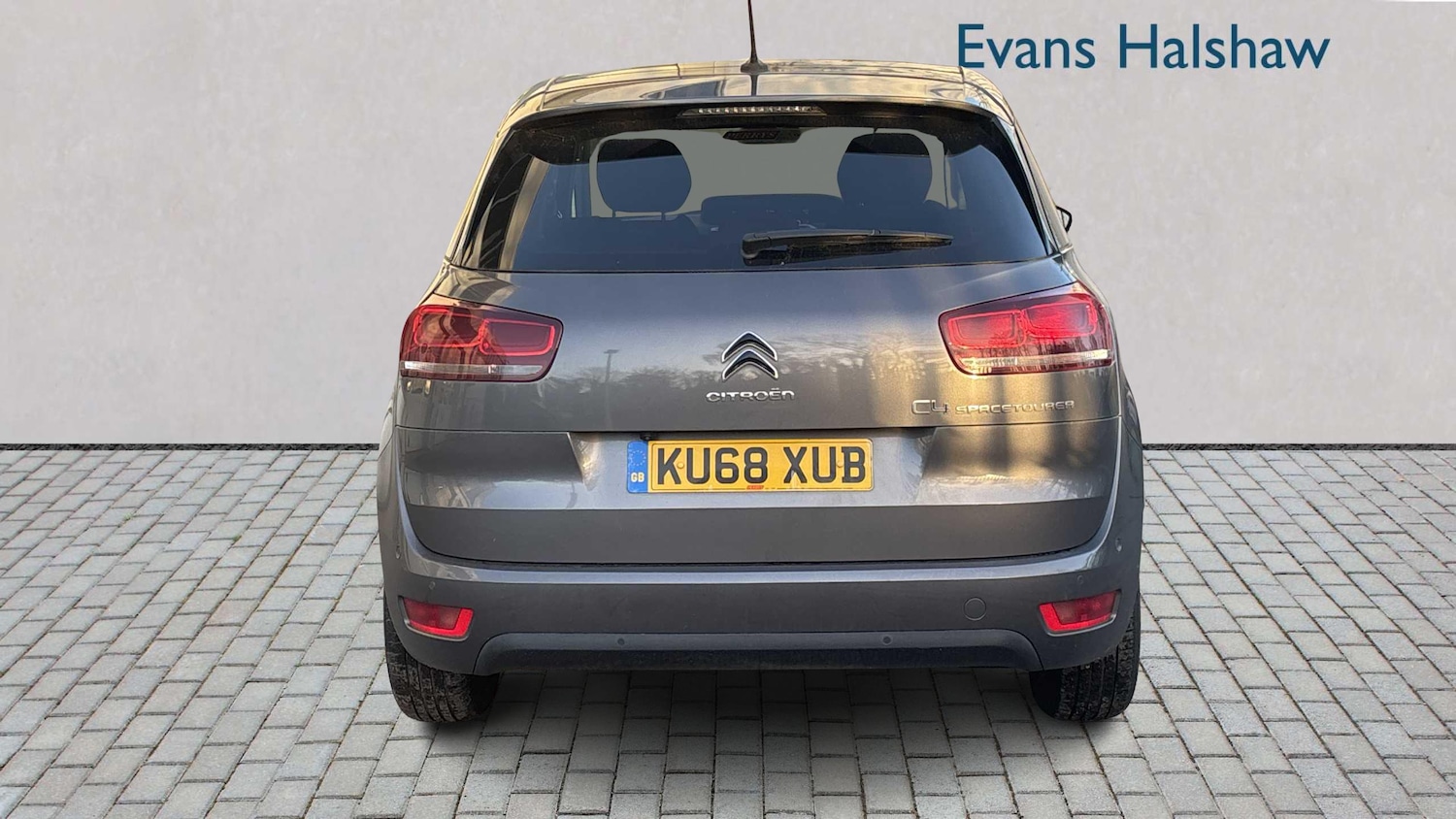 Used Citroen C4 2018 for sale - 76624717: Photo 4