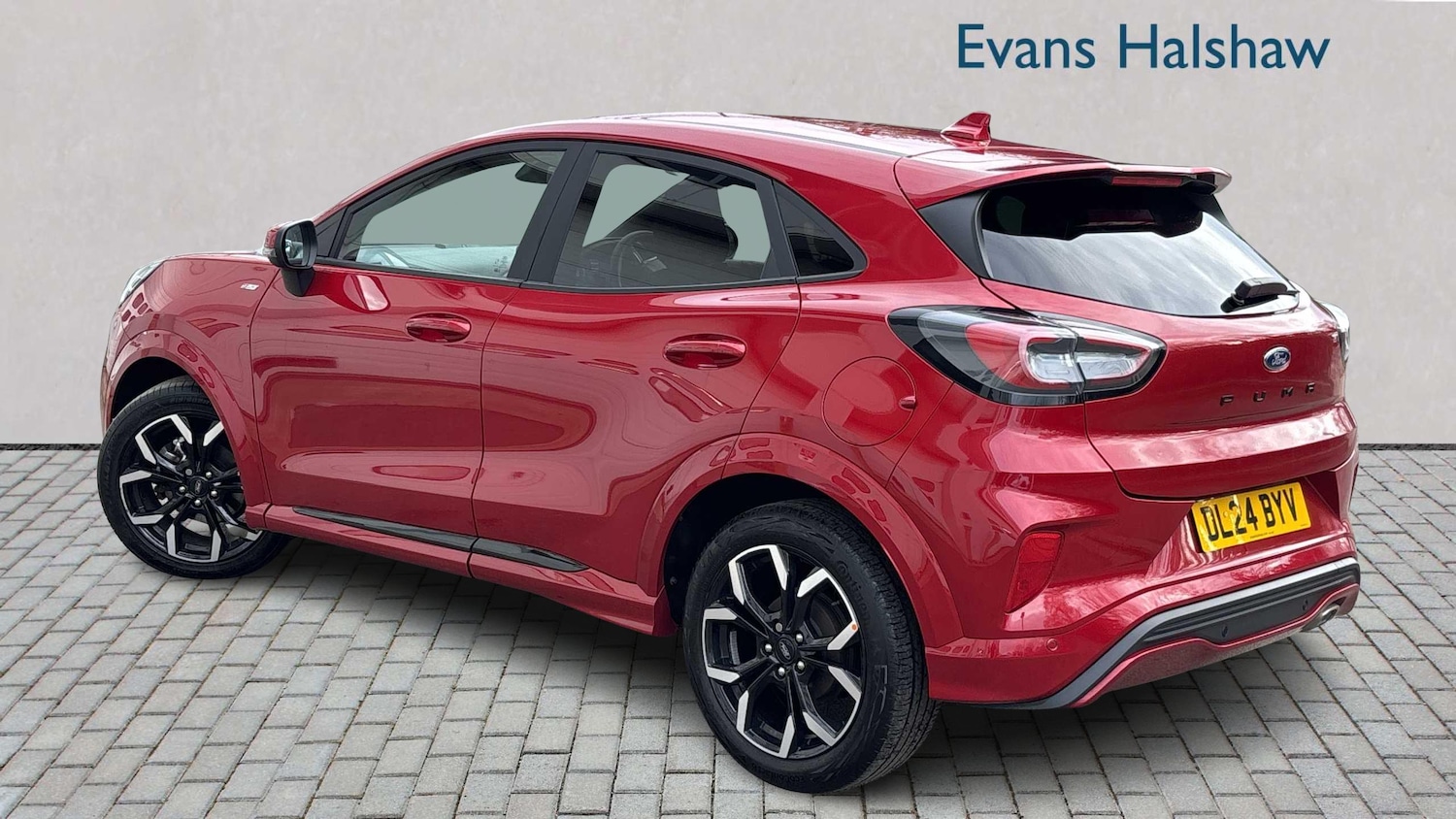 Used Ford Puma 2024 for sale - 76928984: Photo 2