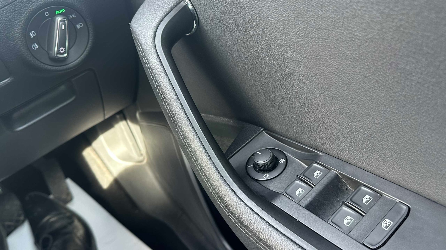 Used Skoda Superb 2023 for sale - 77239927: Photo 17