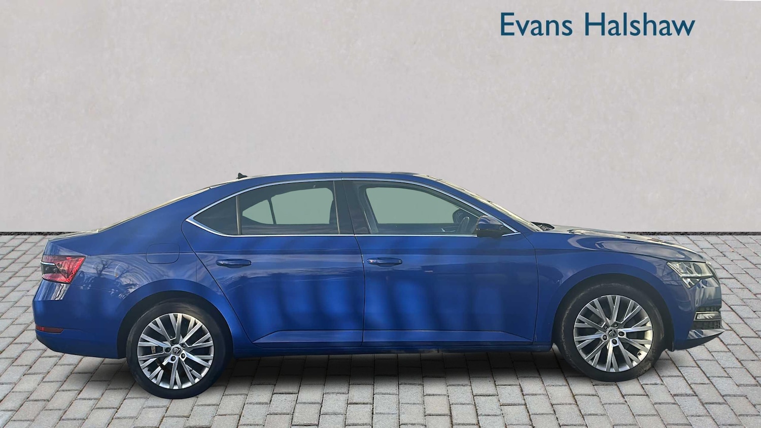 Used Skoda Superb for sale - 77239927: Photo 2