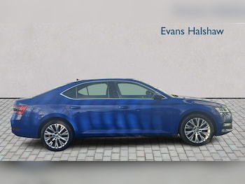 Used Skoda Superb 2023 for sale - 77239927: Photo