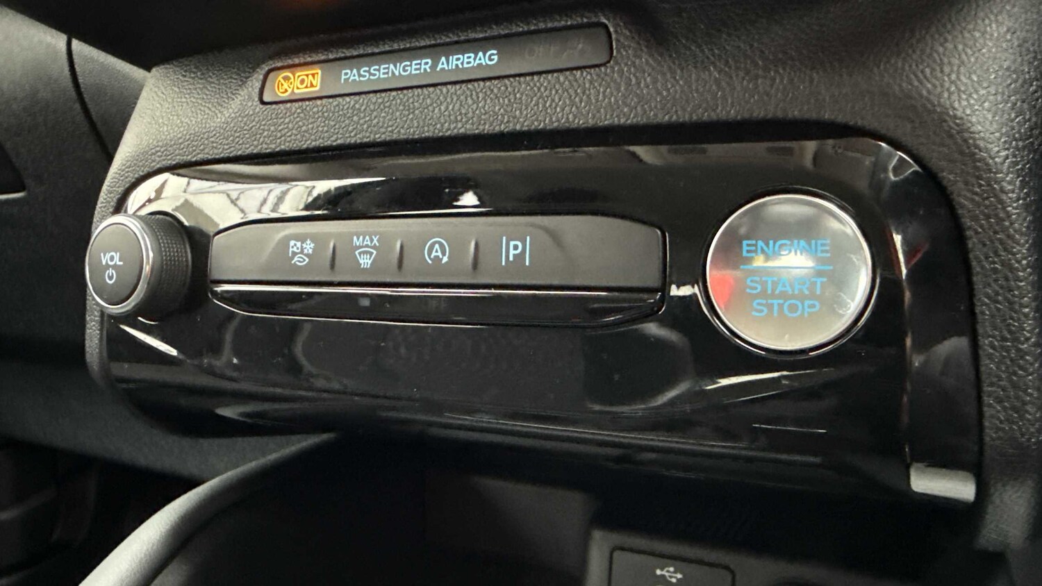 Used Ford Kuga 2025 for sale - 76249080: Photo 18