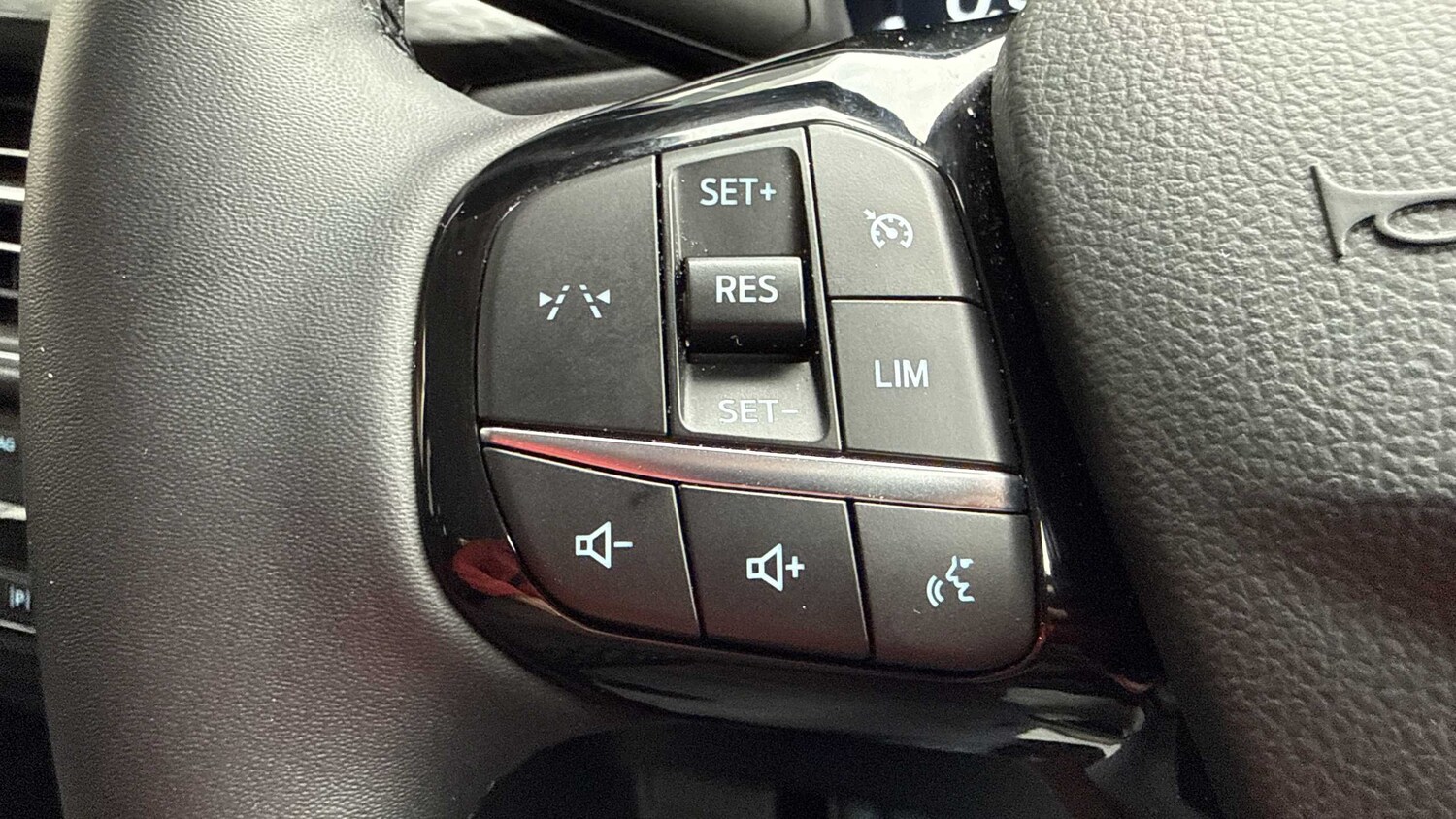 Used Ford Kuga 2025 for sale - 76249080: Photo 20