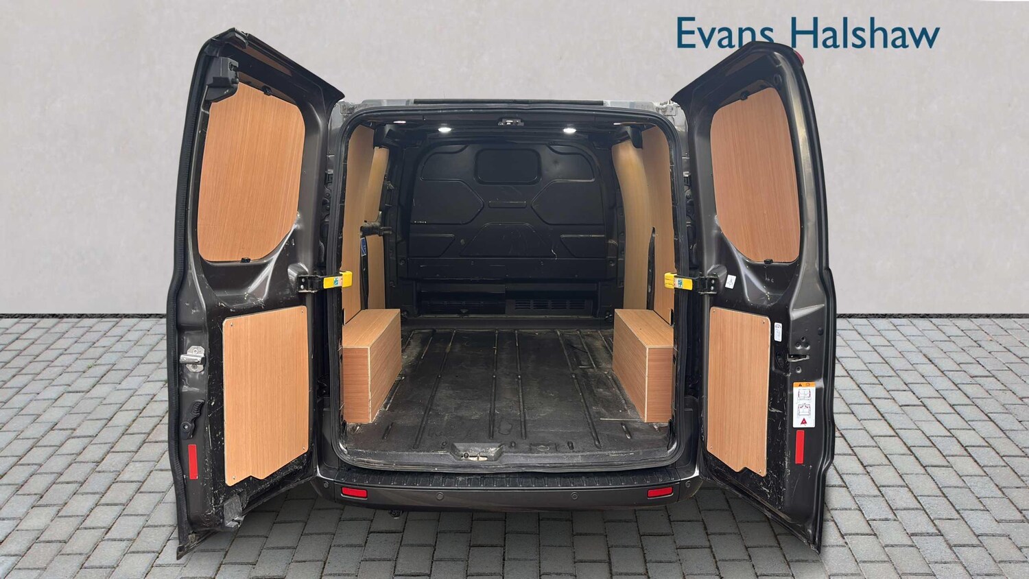 Used Ford Transit Custom 2021 for sale - 77178919: Photo 6