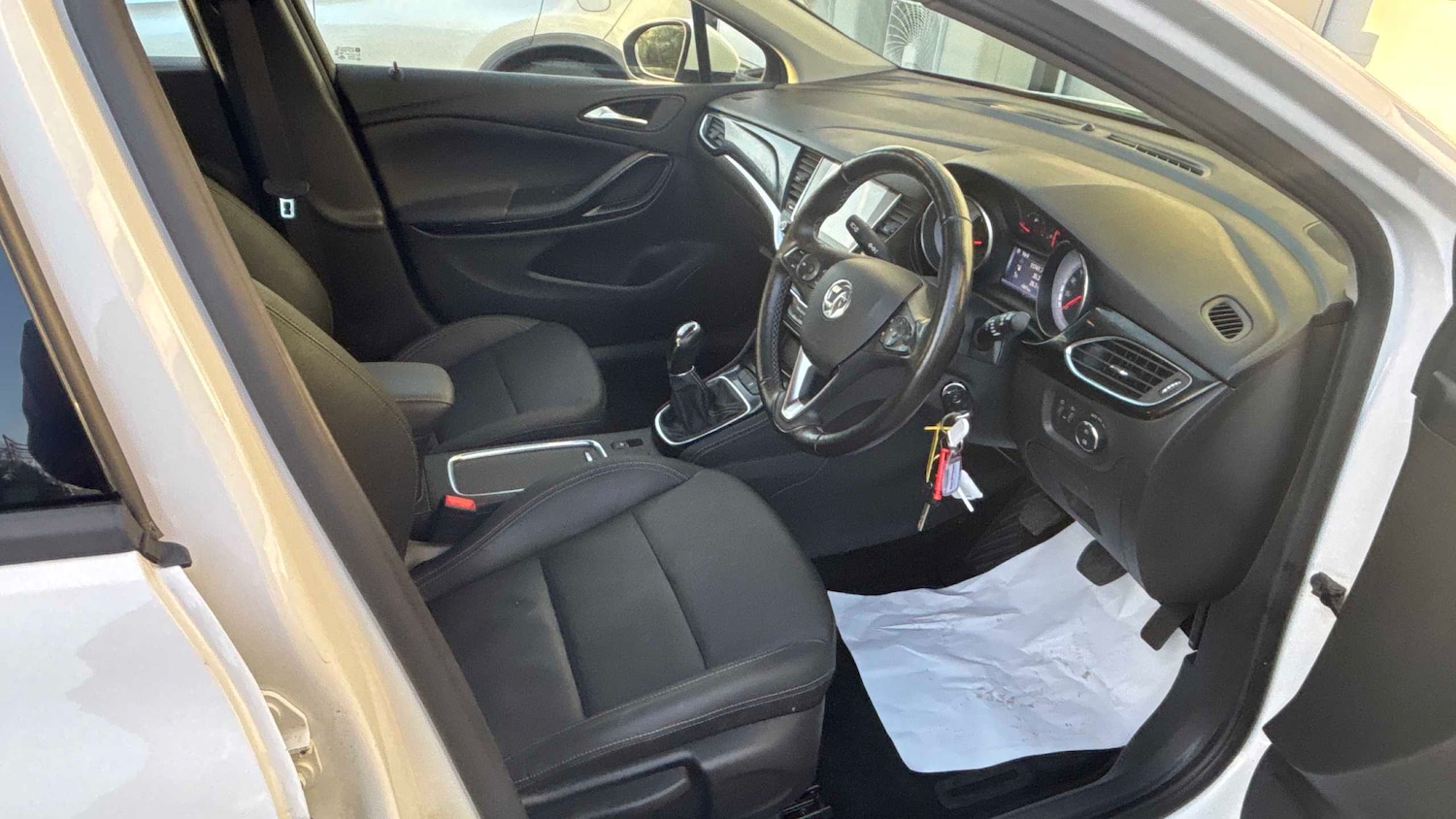 Used Vauxhall Astra 2019 for sale - 76902335: Photo 6