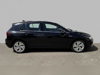 Used Volkswagen Golf 2020 for sale - 75316883: Photo