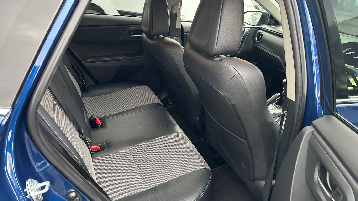 Used Toyota Auris 2016 for sale - 76902316: Photo 8