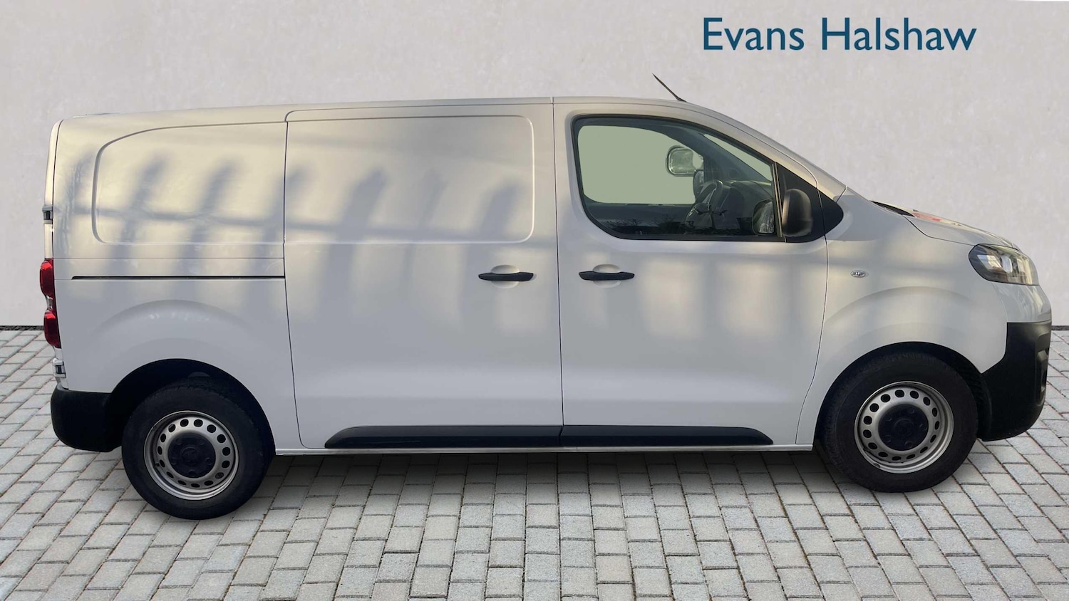 Used Vauxhall Vivaro 2023 for sale - 76705247: Photo 5