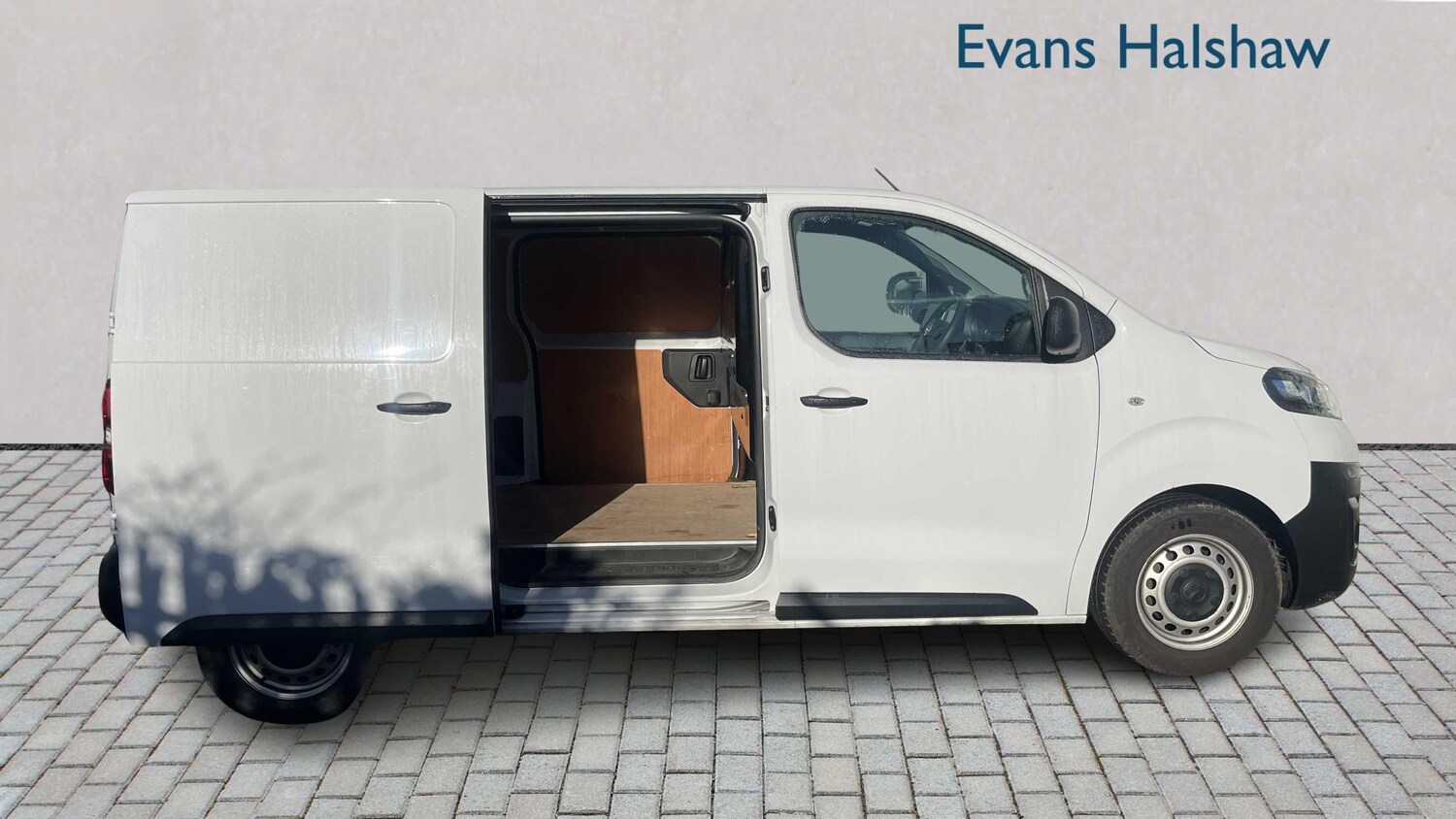 Used Vauxhall Vivaro 2023 for sale - 76705247: Photo 7