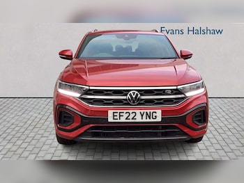 Used Volkswagen T-Roc 2022 for sale - 77842560: Photo
