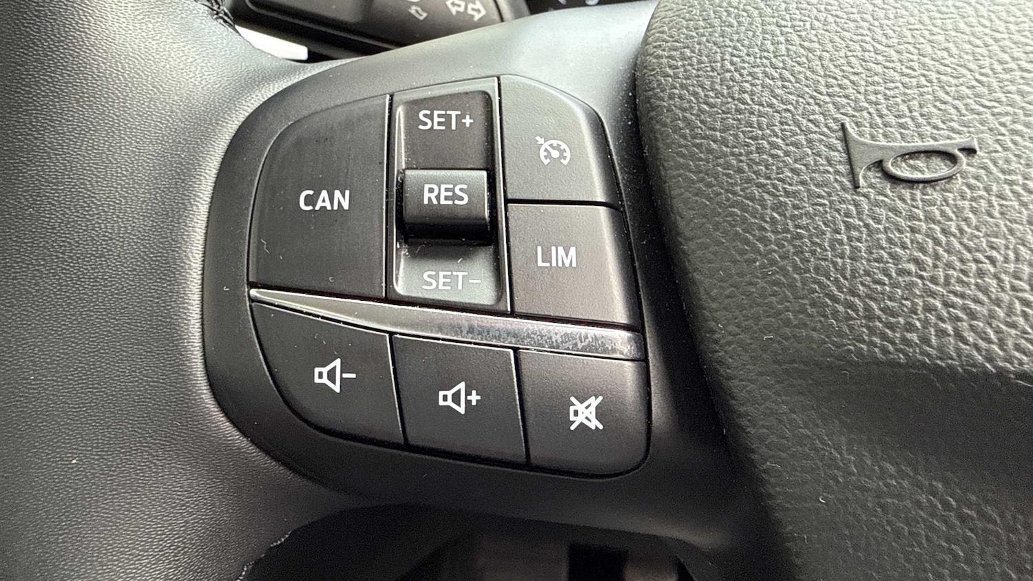 Used Ford Focus 2022 for sale - 76598313: Photo 21