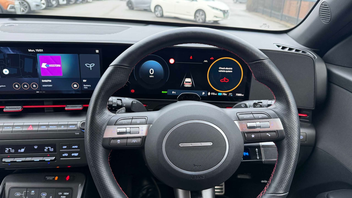 Used Hyundai KONA 2025 for sale - 77577408: Photo 11