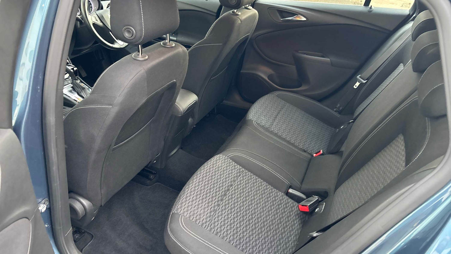 Used Vauxhall Astra 2017 for sale - 77076536: Photo 11