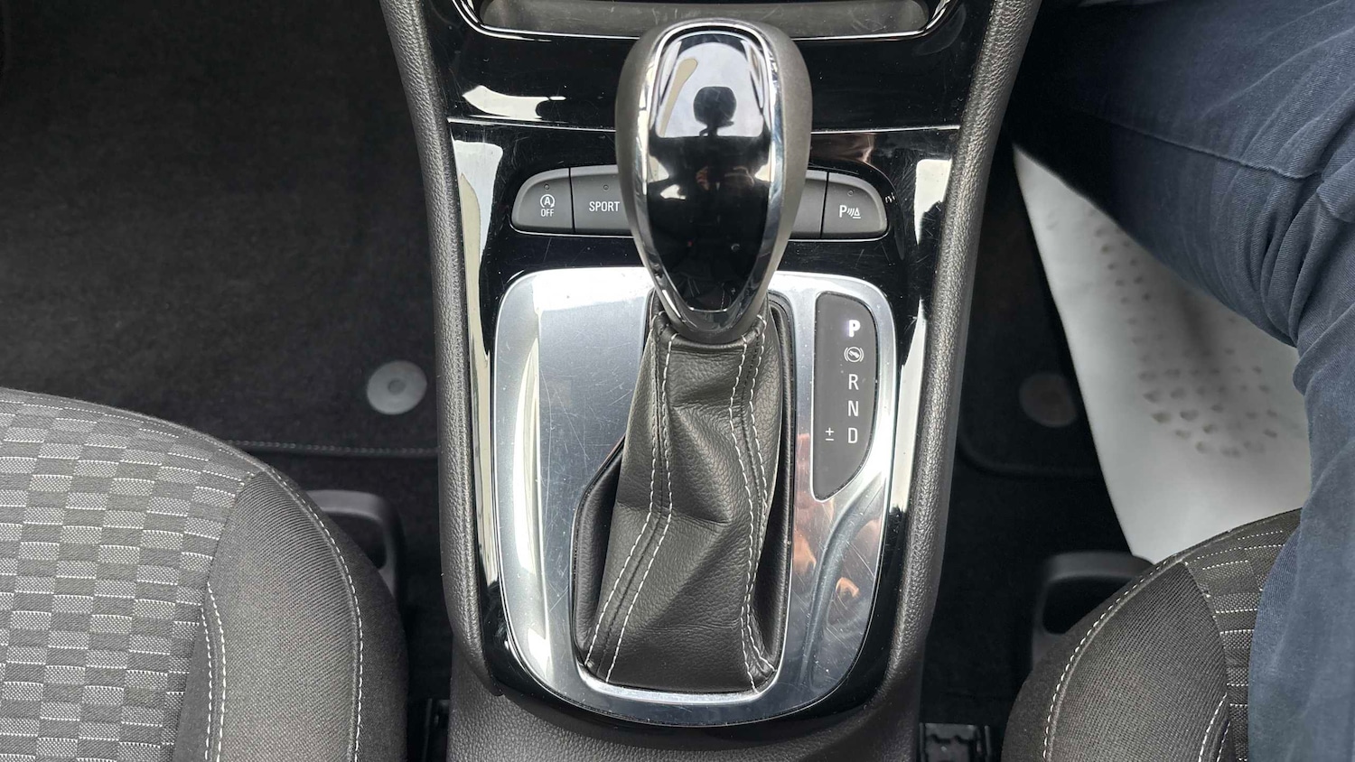 Used Vauxhall Astra 2017 for sale - 77076536: Photo 17