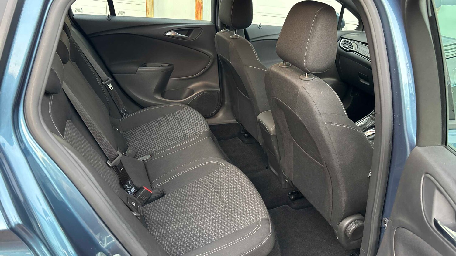 Used Vauxhall Astra 2017 for sale - 77076536: Photo 8