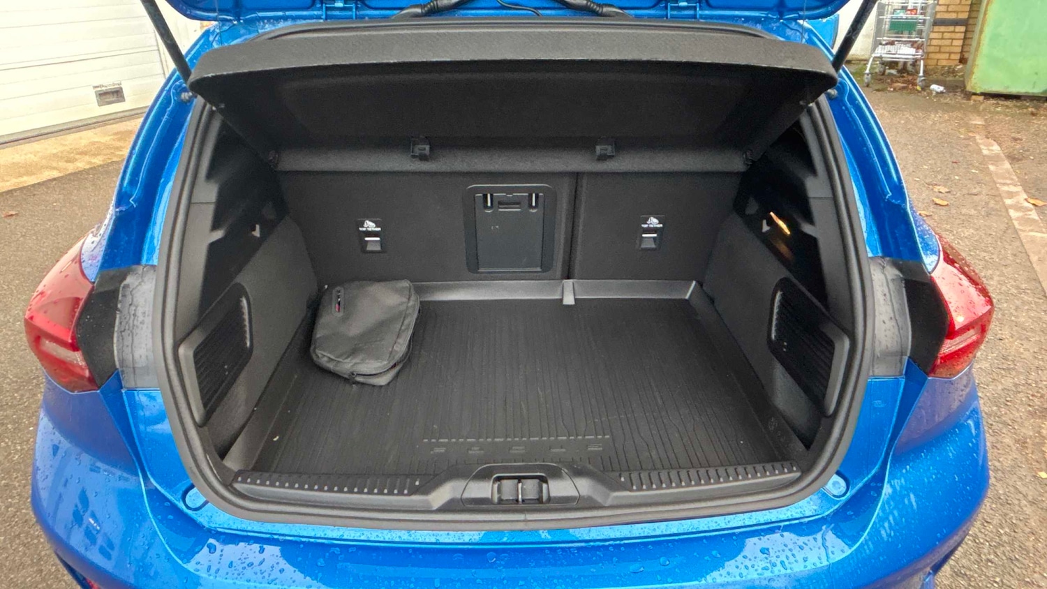 Used Ford Focus 2023 for sale - 76575936: Photo 10