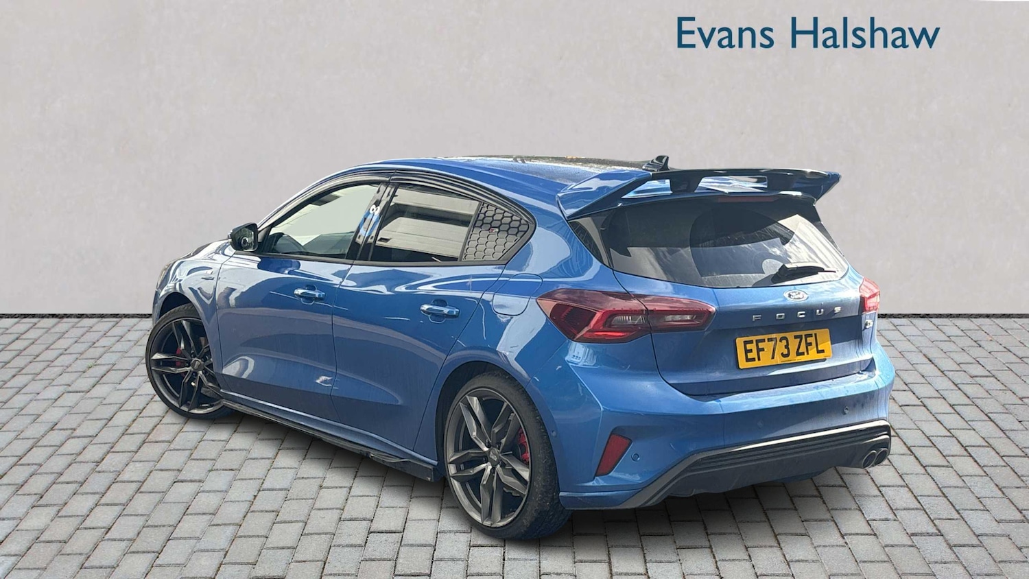 Used Ford Focus 2023 for sale - 76575936: Photo 2