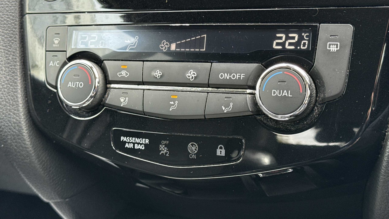 Used Nissan Qashqai 2016 for sale - 76851559: Photo 18