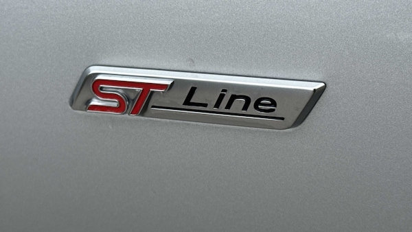 Used Ford Focus 2023 for sale - 76316124: Photo 10