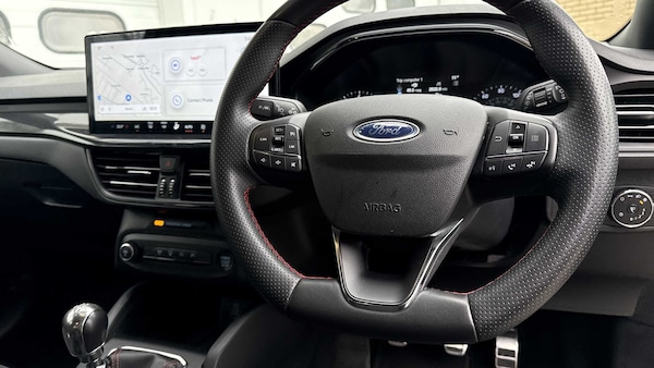 Used Ford Focus 2023 for sale - 76316124: Photo 11