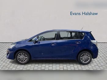Used Toyota Verso 2016 for sale - 79672202: Photo