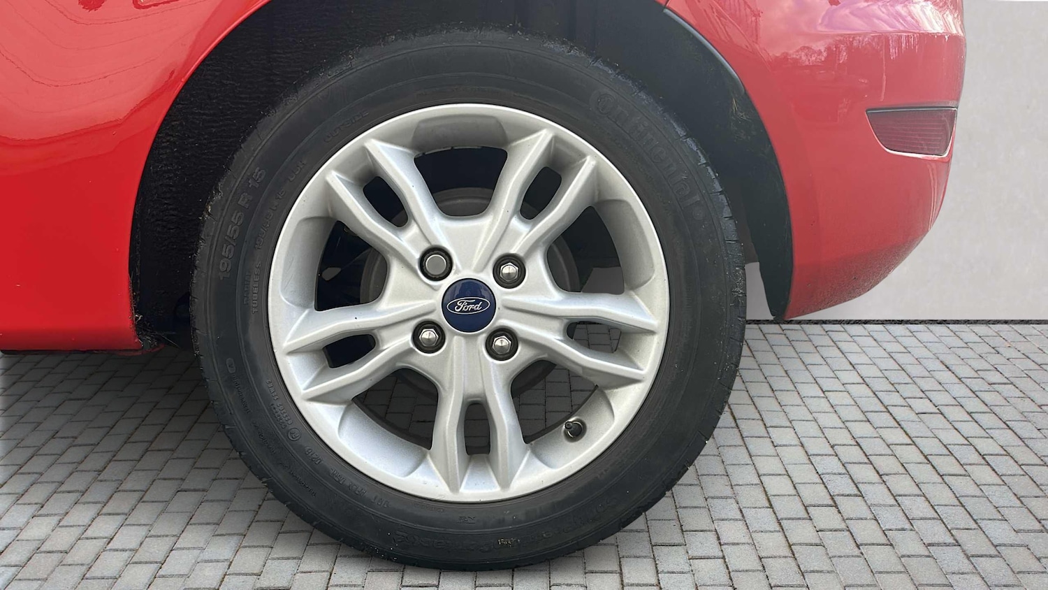 Used Ford Fiesta 2016 for sale - 77135020: Photo 4