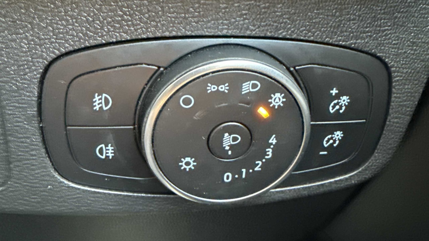 Used Ford Focus 2021 for sale - 76125897: Photo 21