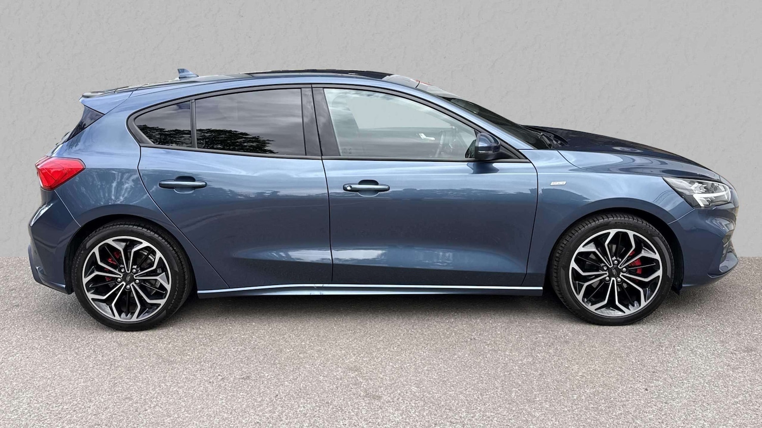 Used Ford Focus 2021 for sale - 76125897: Photo 4