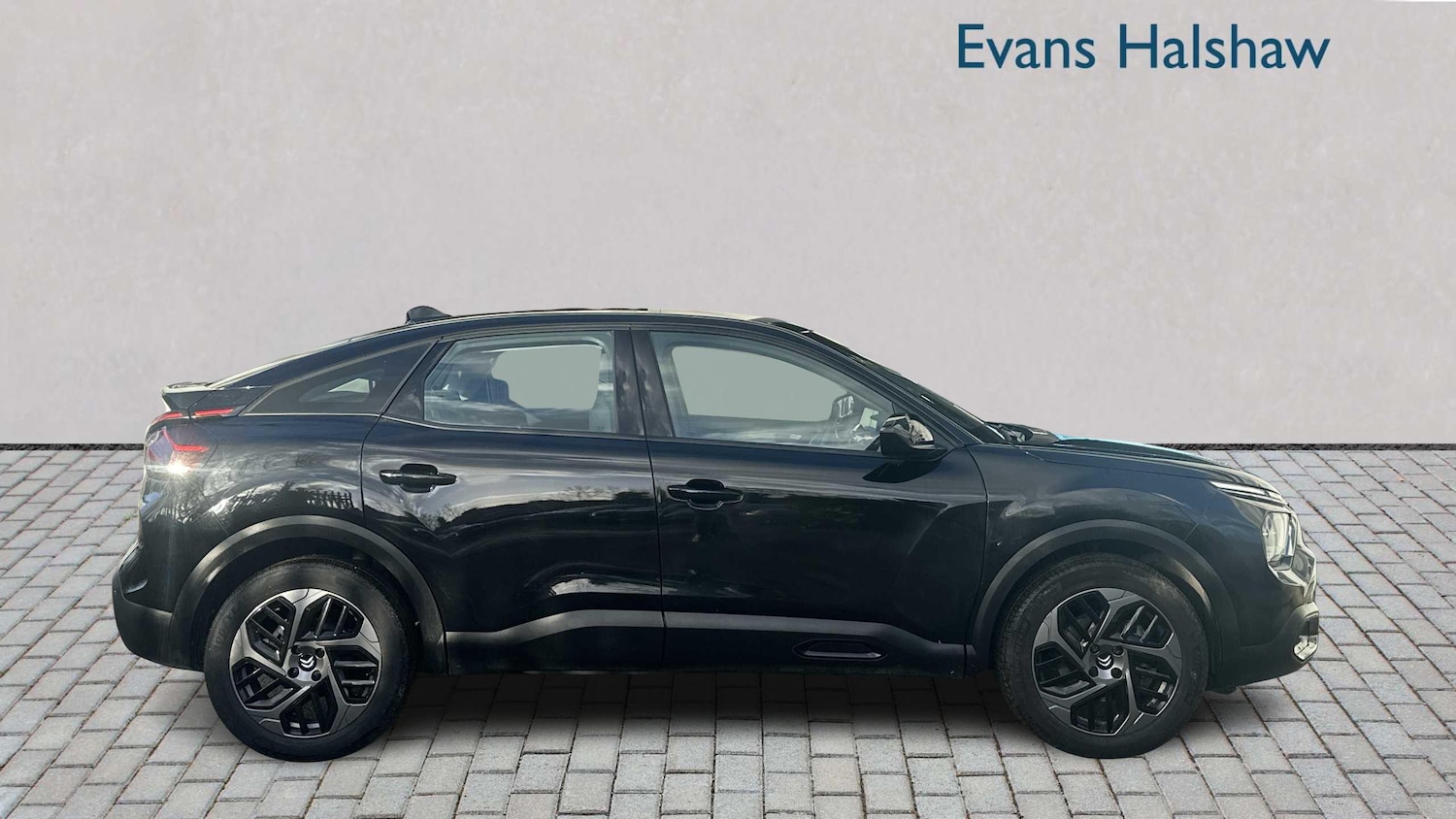 Used Citroen C4 2024 for sale - 76902413: Photo 2