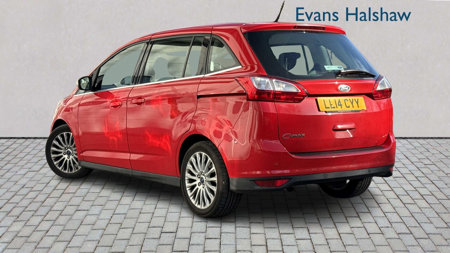 Used Ford Grand C-Max 2014 for sale - 76390606: Photo 2