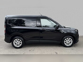 Used Ford Transit Courier 2024 for sale - 75316649: Photo