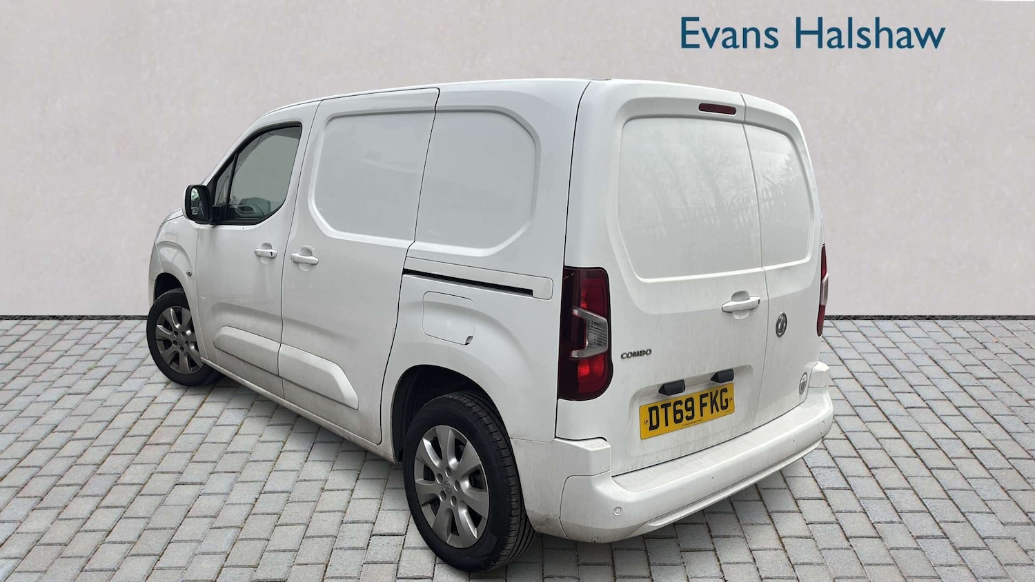 Used Vauxhall Combo 2020 for sale - 78187953: Photo 2