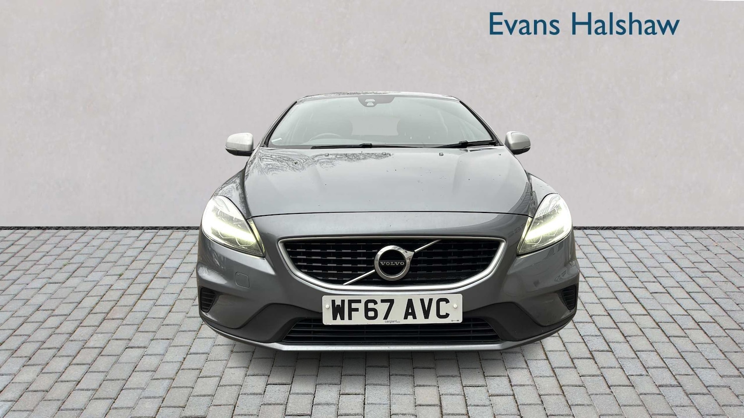 Used Volvo V40 2017 for sale - 77429048: Photo 4
