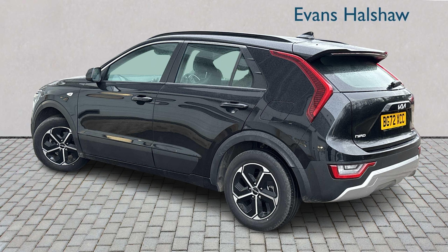 Used Kia Niro 2022 for sale - 76929004: Photo 2