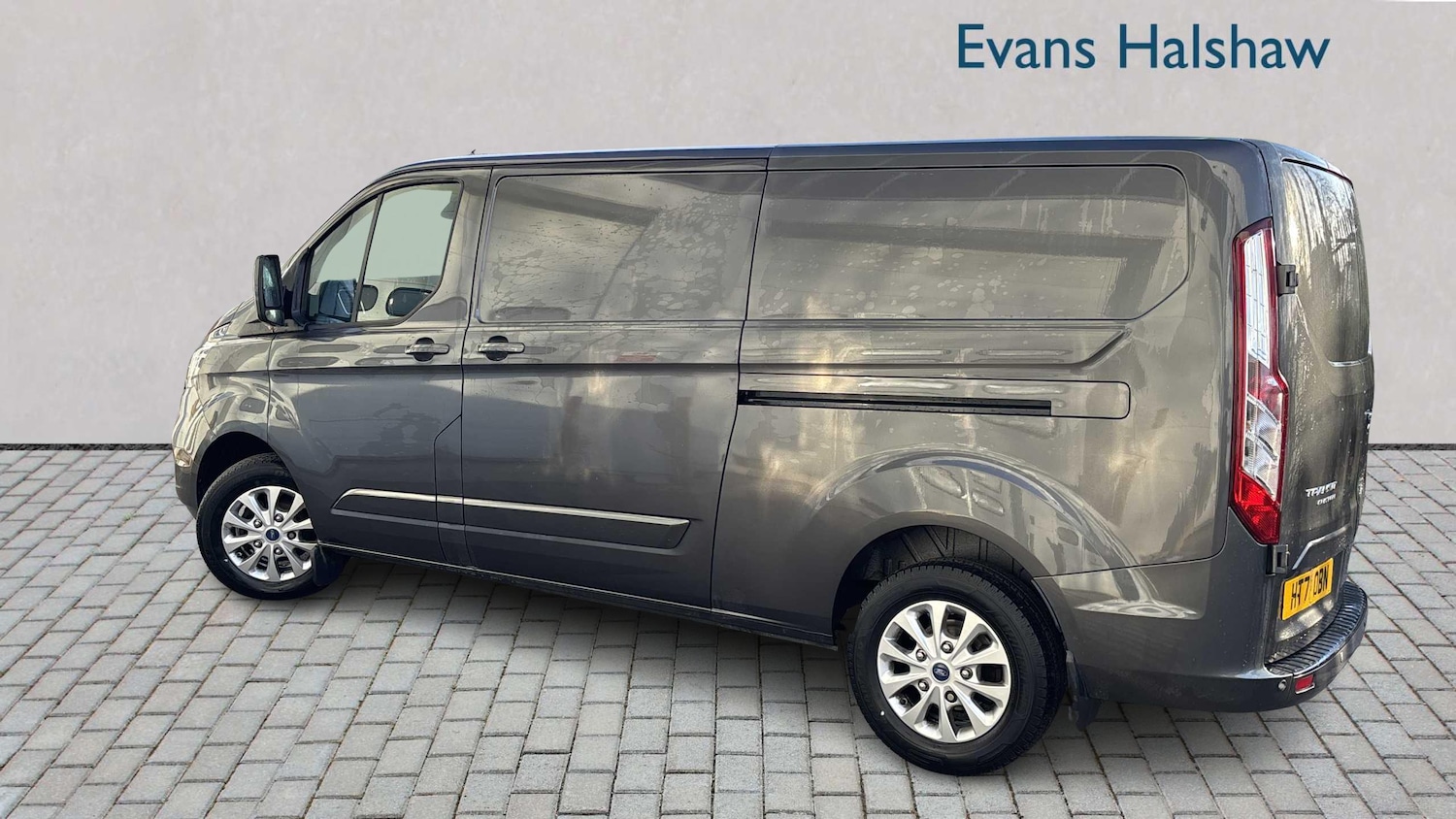 Used Ford Transit Custom 2022 for sale - 76718108: Photo 2