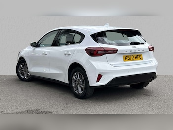 Used Ford Focus 2022 for sale - 75993903: Photo 2