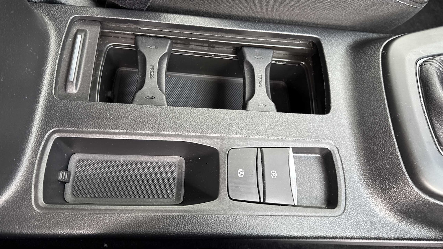 Used Ford Focus 2022 for sale - 75993903: Photo 34