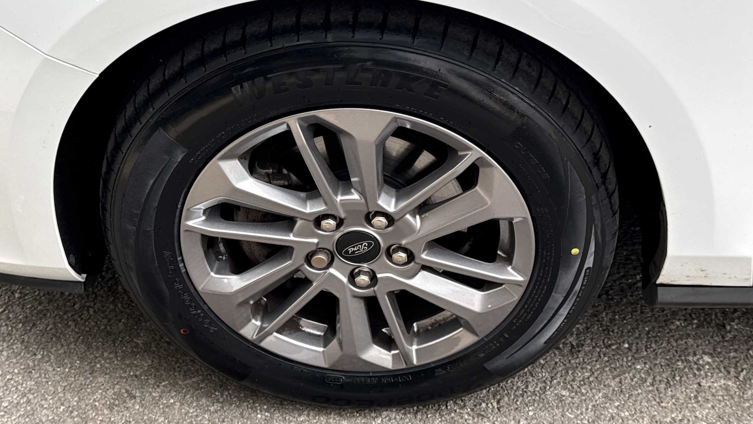 Used Ford Focus 2022 for sale - 75993903: Photo 9
