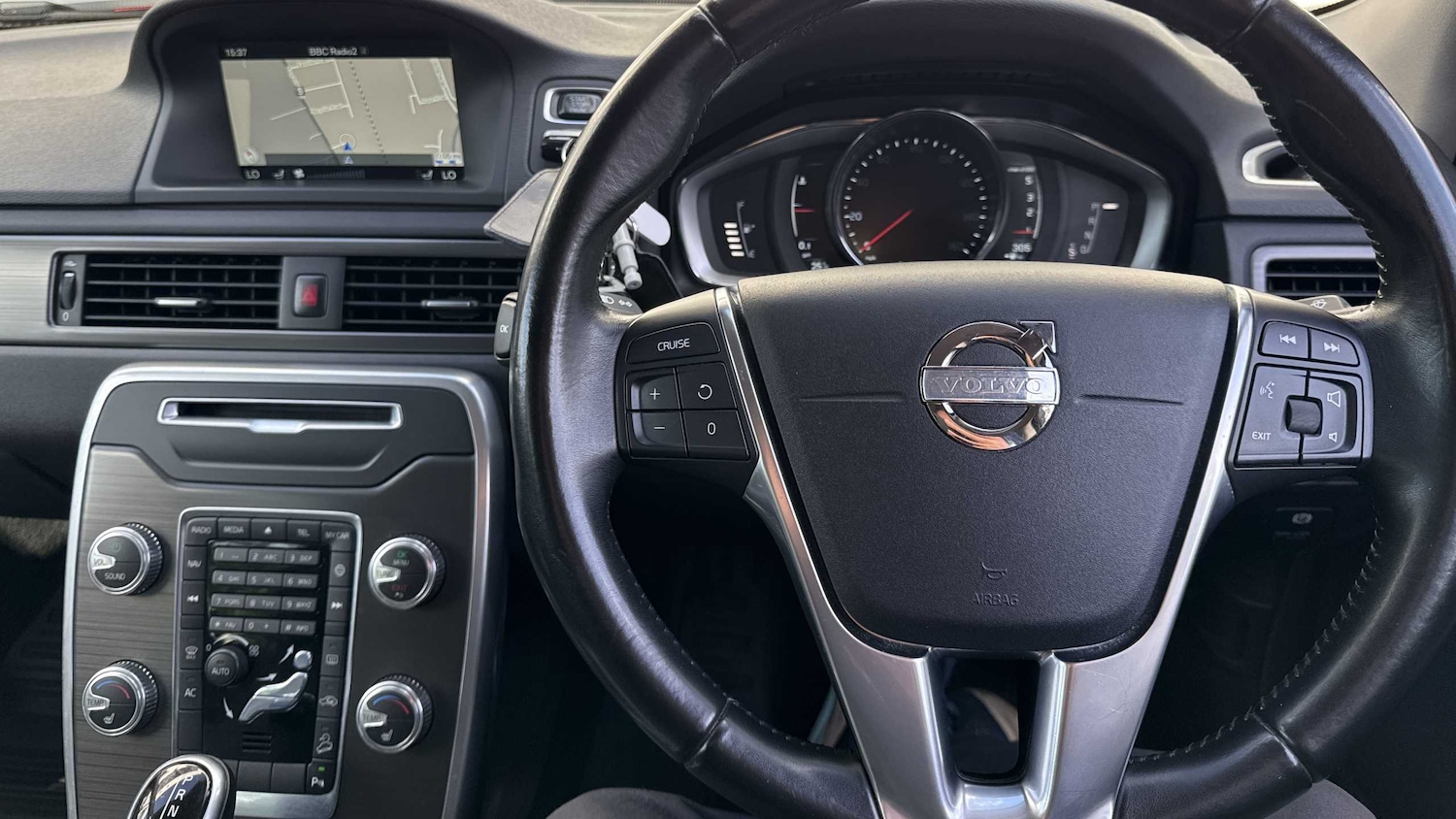 Used Volvo XC70 2014 for sale - 76125863: Photo 18