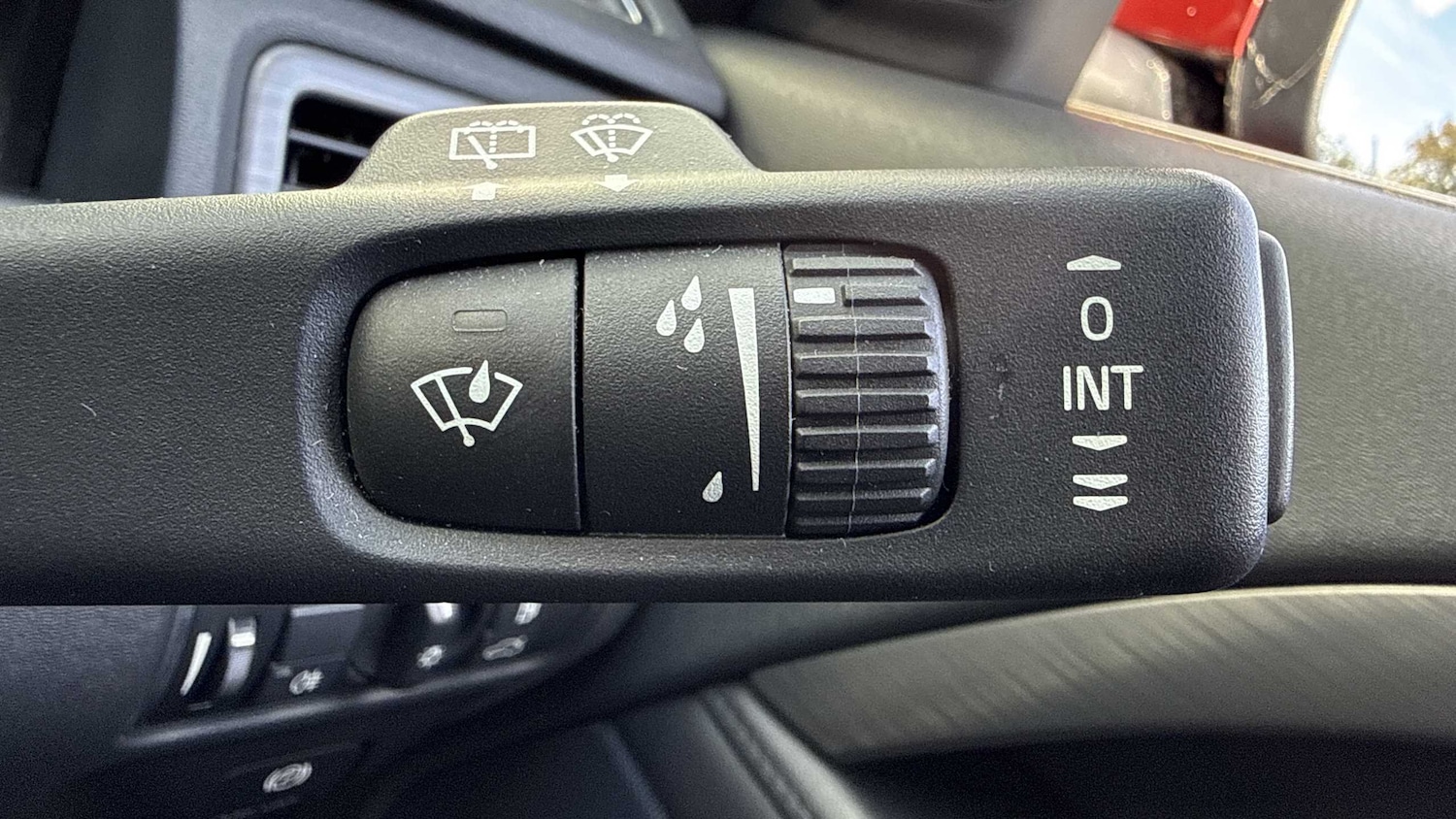 Used Volvo XC70 2014 for sale - 76125863: Photo 24