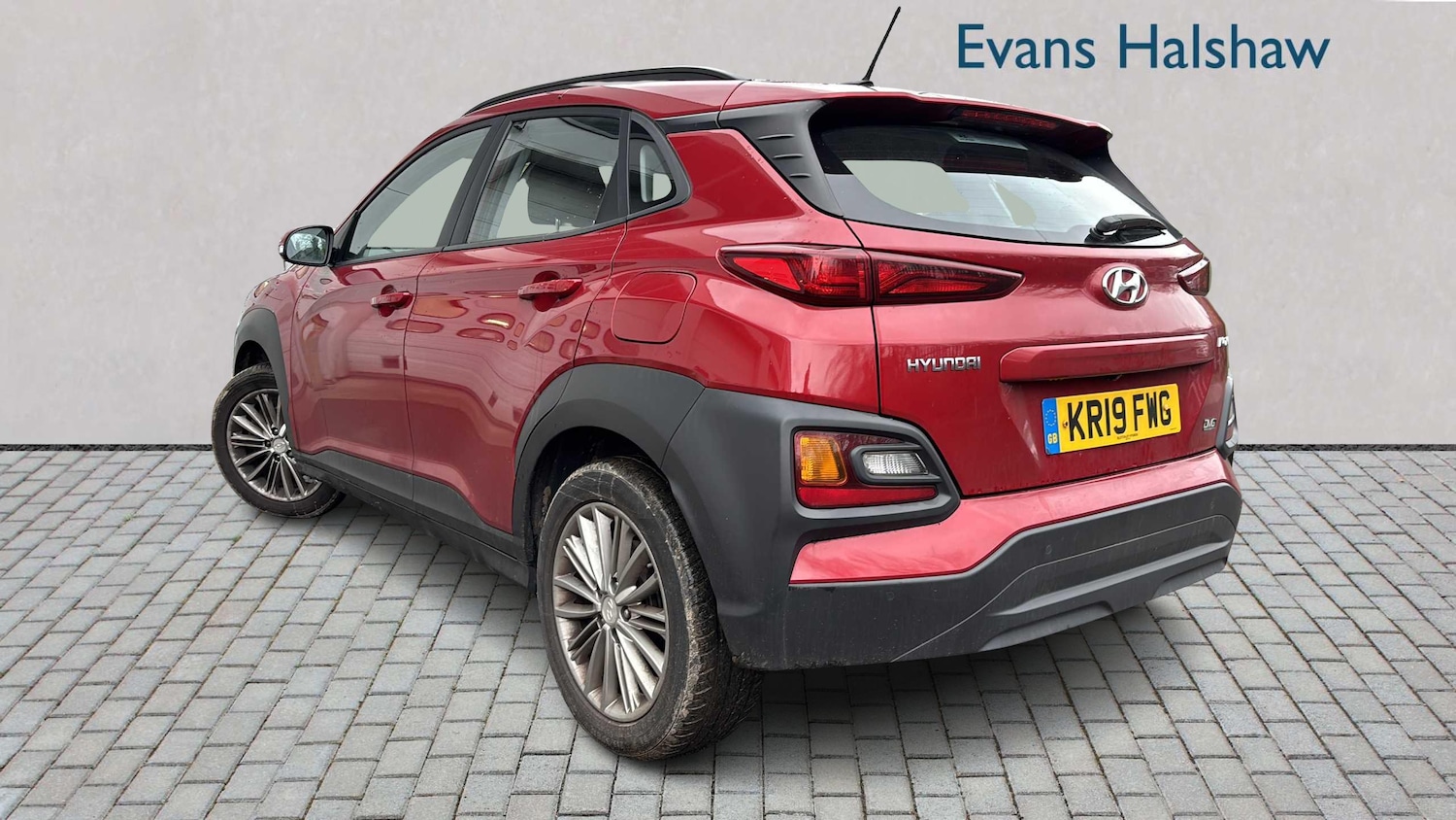 Used Hyundai KONA 2019 for sale - 77414936: Photo 2